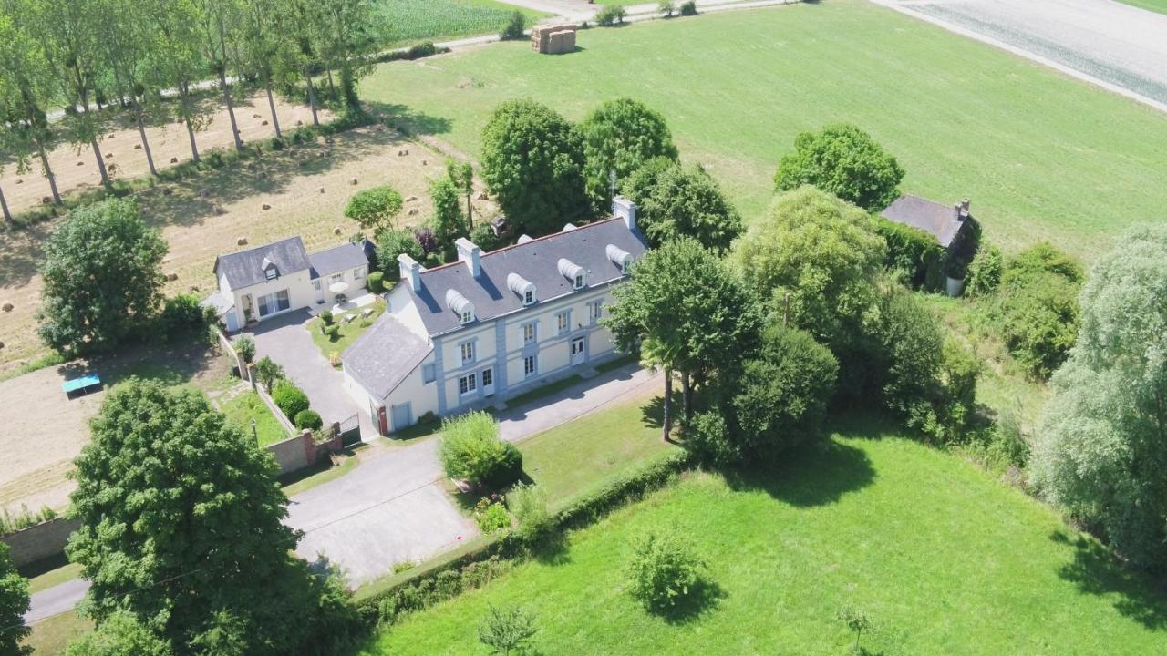 Les Gites Du Couesnon Pontorson Exterior photo